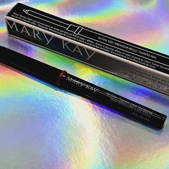 Mary Kay Red Lip Liner - Picture 4 of 5